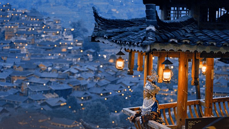 海景与山景：酒店客房的视觉盛宴有何不同？**