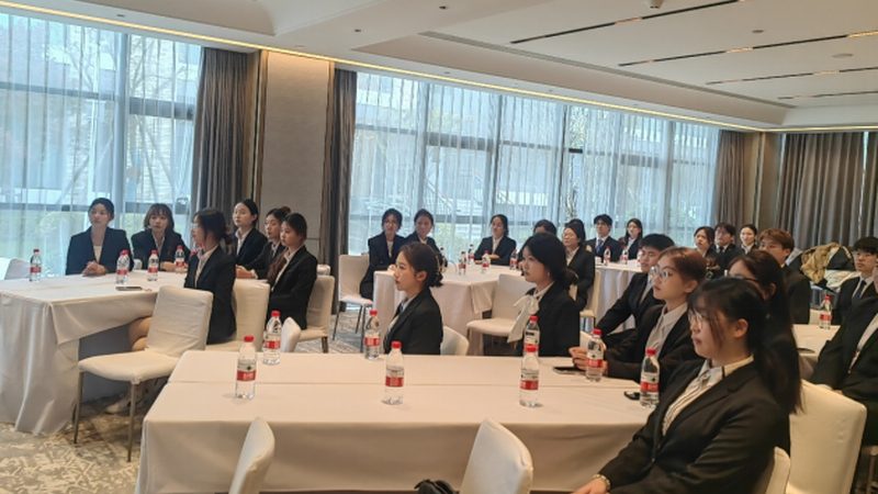 高端商务会议场地选择：四大关键要素